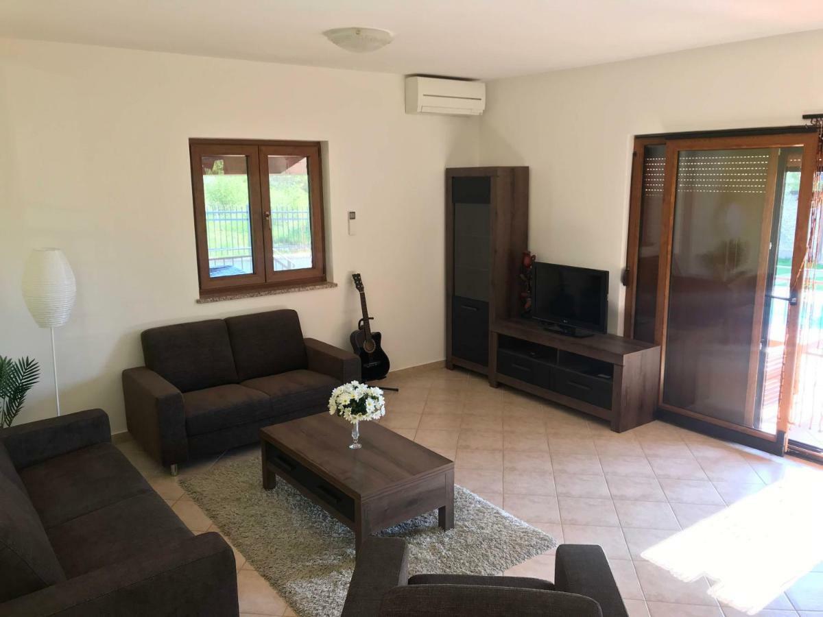 Villa Daisy Tar-Vabriga Dış mekan fotoğraf
